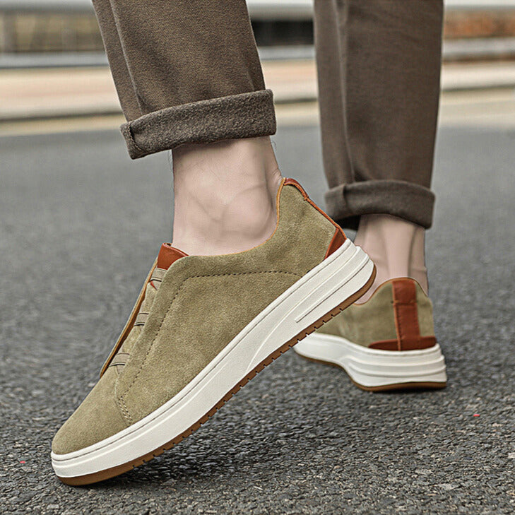 | CHAUSSURES SANS LACETS EN DAIM POUR HOMME